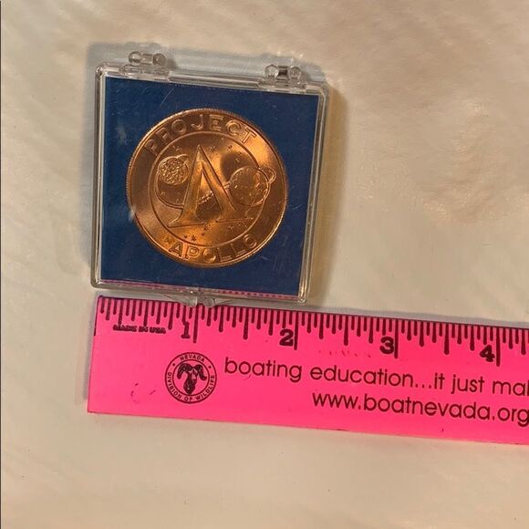 Project Apollo July 20, 1969 Commemorative Coin - Picture 5 of 5